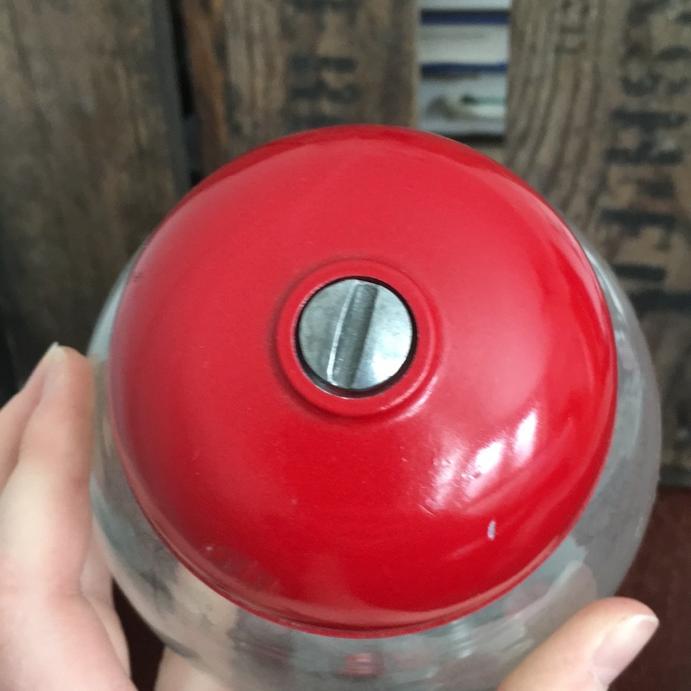 Mini Vintage Gumball Machine - Picture 3 of 9